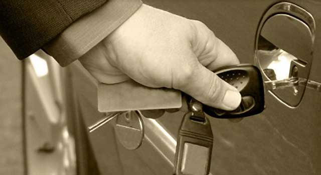 auto locksmith